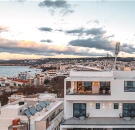 3 bedroom penthouse apartment with pool in Chania town, sleeps 6